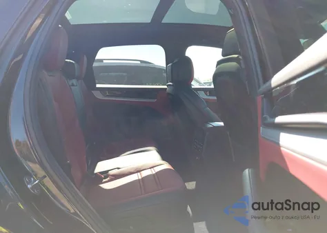 2024 Porsche Cayenne z USA, uszkodzony, nr VIN WP1AA2AY6RDA02454